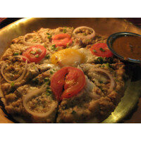 Chatamari : Galette de riz farcie de légumes, de viande ou de fromage