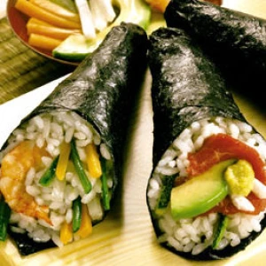 Temaki-Sushi aux crevettes roses ou au filet de bœuf